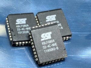 SST 49LF080A
